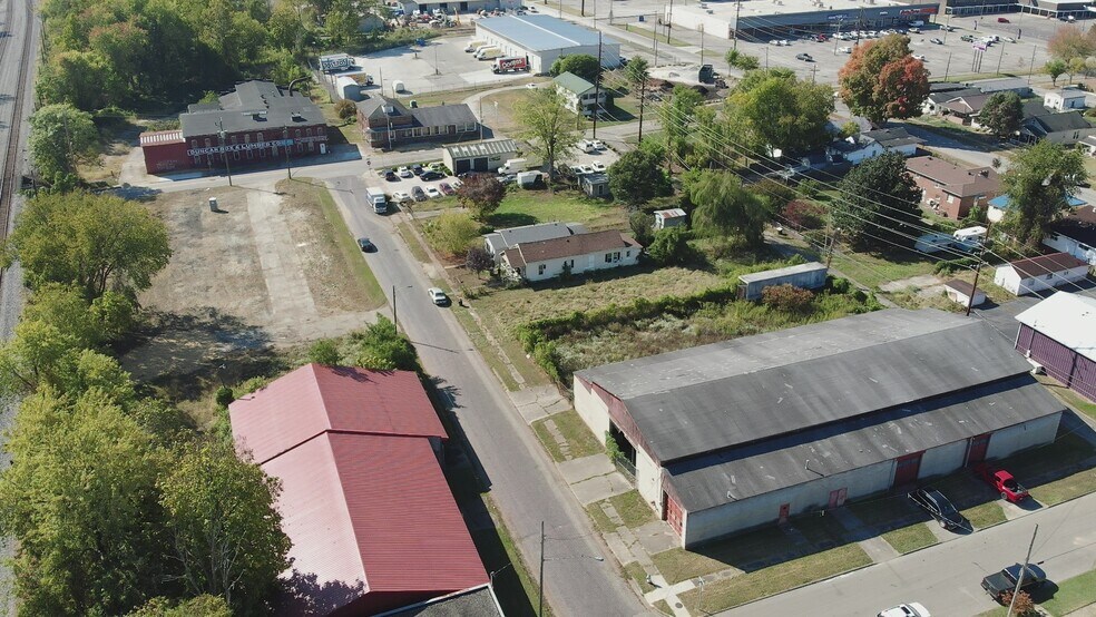 1030 14th St W, Huntington, WV à vendre - Photo de l’immeuble – Image 3 sur 5