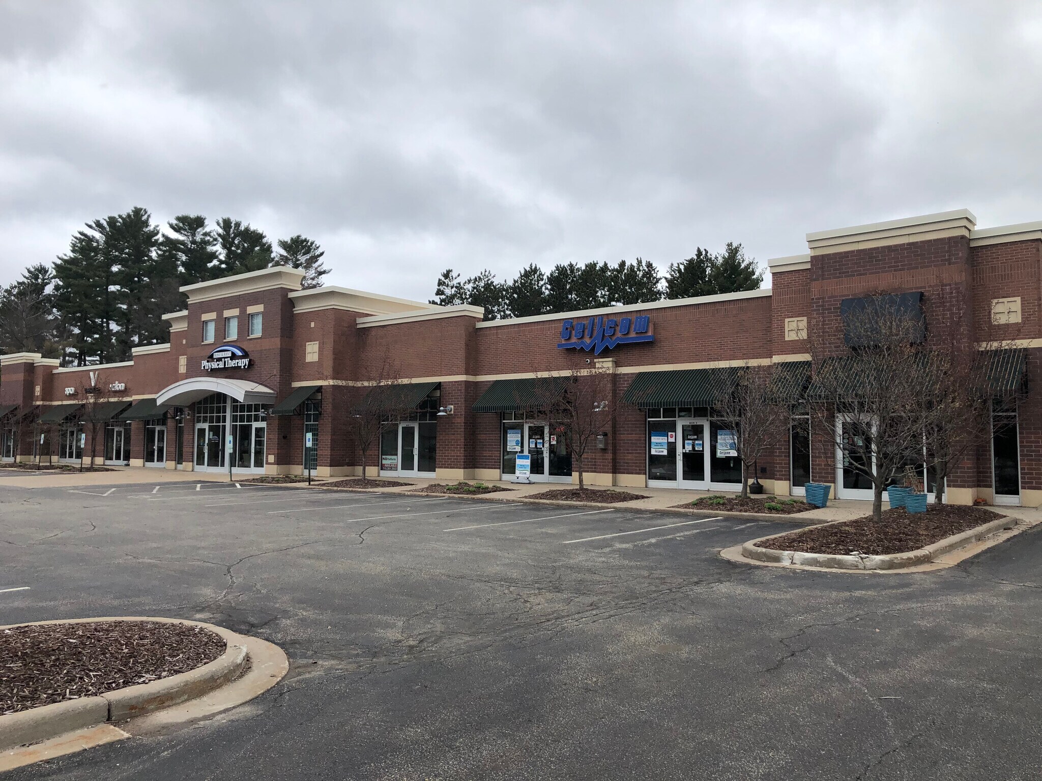 2106 Schofield Ave, Schofield, WI à louer Photo de l’immeuble– Image 1 sur 10