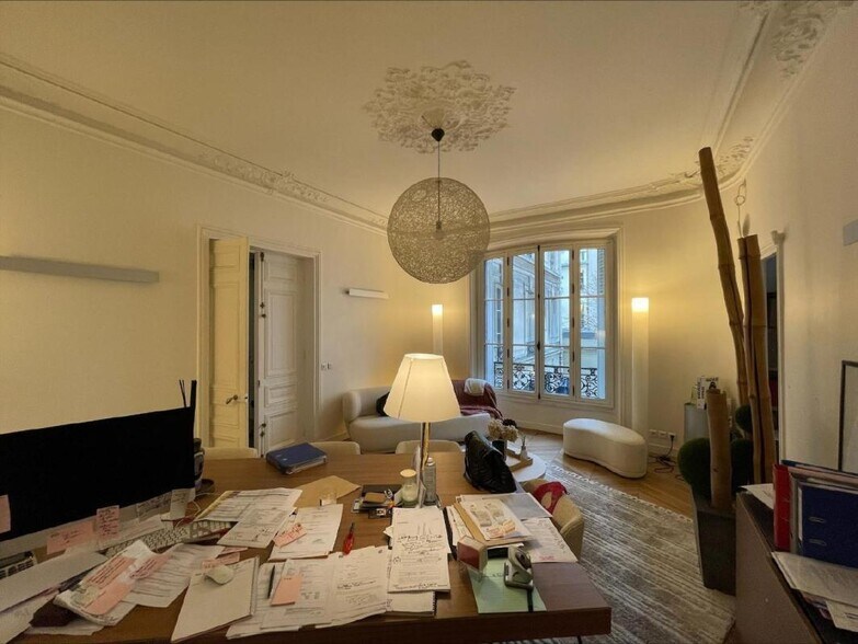 49 Rue Galilée, Paris à louer - Photo de l’immeuble – Image 3 sur 12