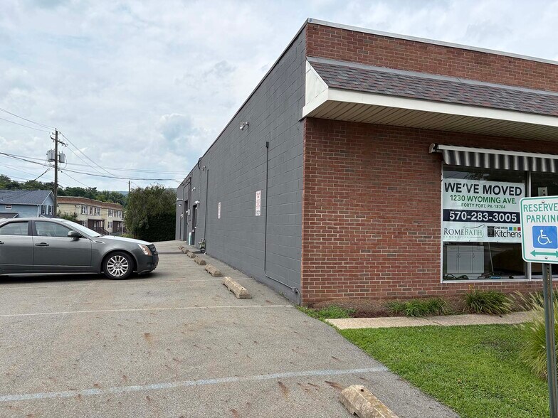 934 Wyoming Ave, Forty Fort, PA à vendre - Photo de l’immeuble – Image 2 sur 8