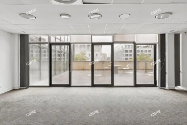 Plus de détails pour Bureau à louer