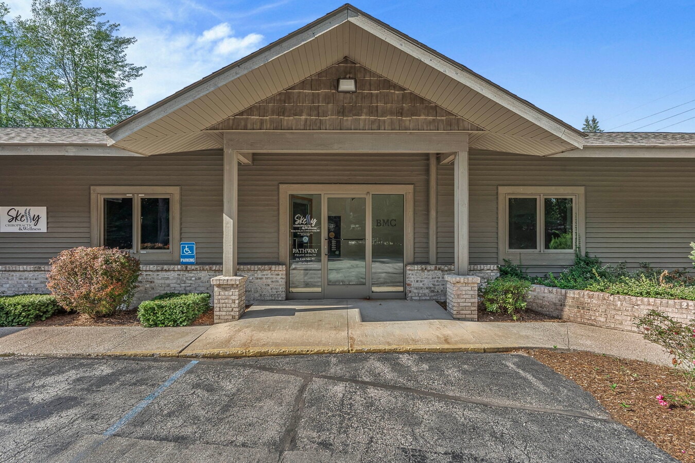 3819 4 Mile Rd N, Traverse City, MI 49686 - Lot 2 - - Photo intérieure - Image 1 of 7