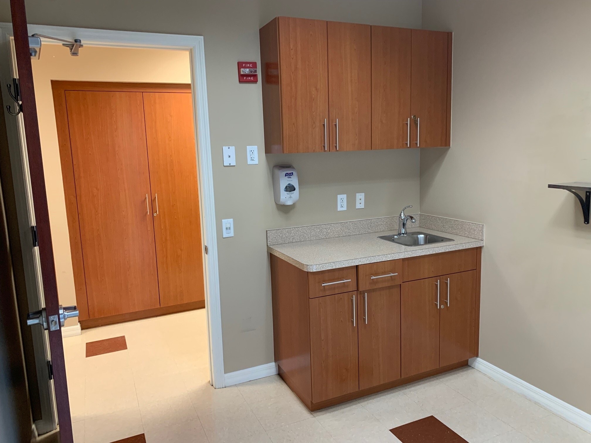 4848 Coconut Creek Pky, Coconut Creek, FL à louer Photo intérieure– Image 1 sur 2