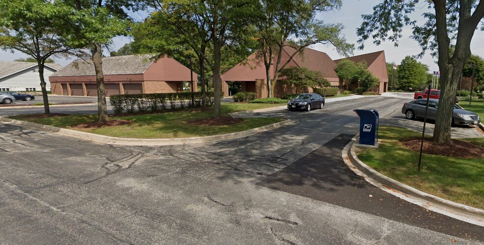 7660 S County Line Rd, Burr Ridge, IL à vendre - Photo de l’immeuble – Image 2 sur 2