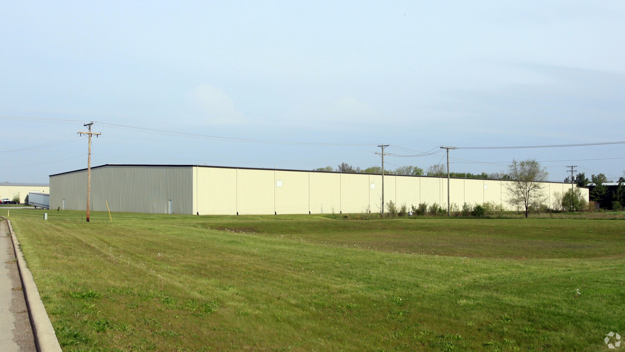 1136 Verdant Dr, Elkhart, IN à vendre Photo principale– Image 1 sur 4