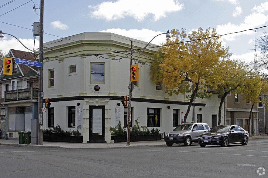 997 Dupont St, Toronto, ON à vendre - Photo principale – Image 1 sur 2