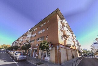 Plus de détails pour Local commercial à vendre