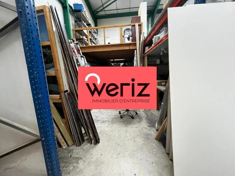 Local d’activités dans Gémenos à louer - Photo de l’immeuble – Image 3 sur 6