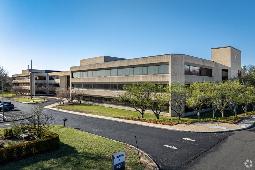 53 Frontage Rd, Hampton, NJ à louer - Photo de l’immeuble – Image 1 sur 13