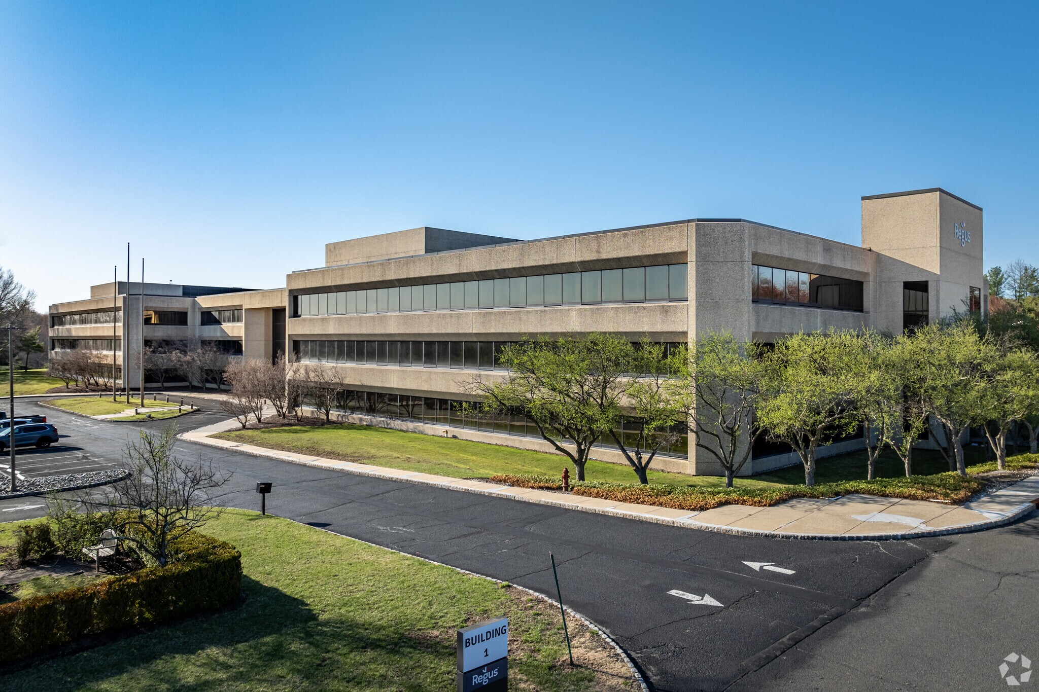 53 Frontage Rd, Hampton, NJ à louer Photo de l’immeuble– Image 1 sur 14