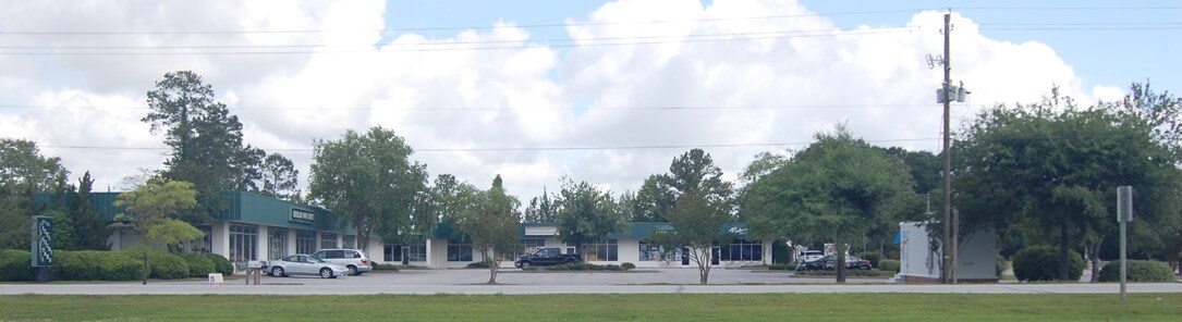 4110 Dr Martin Luther King Jr Blvd, New Bern, NC à louer Photo principale– Image 1 sur 14