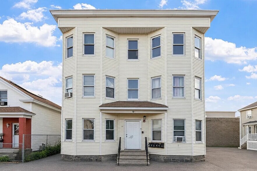 10 Kempton Ct, Lawrence, MA à vendre - Photo de l’immeuble – Image 2 sur 2
