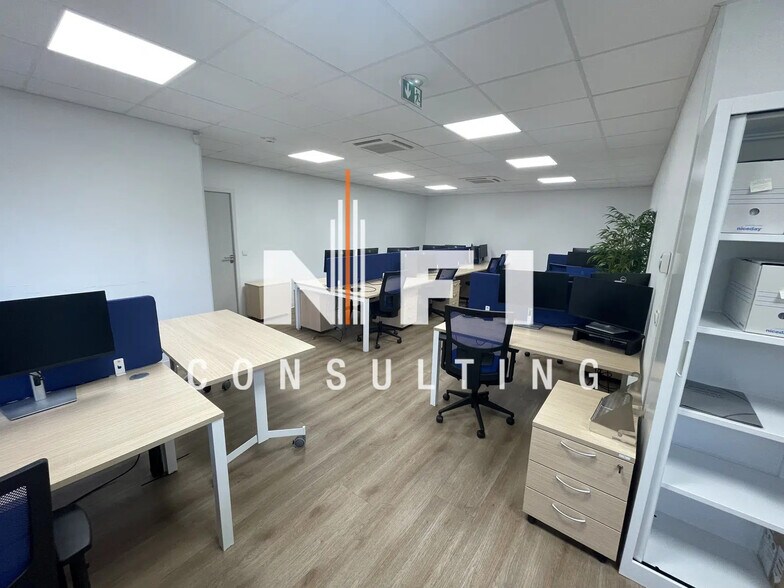 Local d’activités dans Valbonne à louer - Photo intérieure – Image 2 sur 5