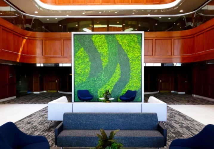 5435 Corporate Dr, Troy, MI à vendre - Hall d’entrée – Image 2 sur 8