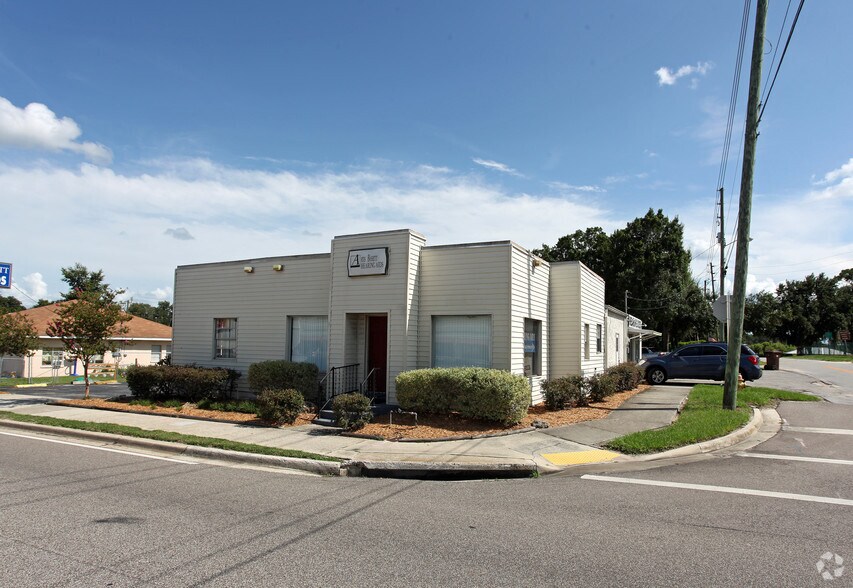 411 S Walker St, Lake Wales, FL à vendre - Photo principale – Image 1 sur 9