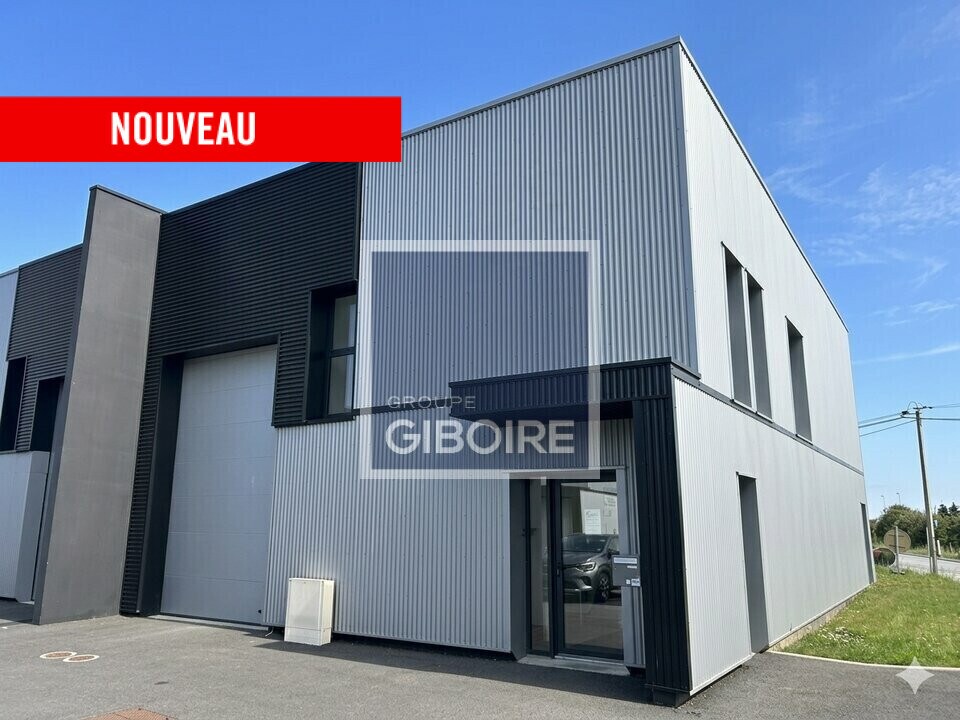 Industriel/Logistique dans Noyal-sur-Vilaine à louer Photo de l’immeuble– Image 1 sur 10