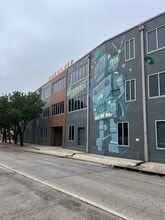 816 Camaron St, San Antonio, TX à louer Photo de l’immeuble– Image 1 sur 17