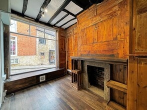 24-24A Steep Hl, Lincoln à louer Photo intérieure– Image 1 sur 3