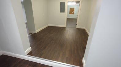 1308 Clearlake Rd, Cocoa, FL à louer Photo intérieure– Image 1 sur 1