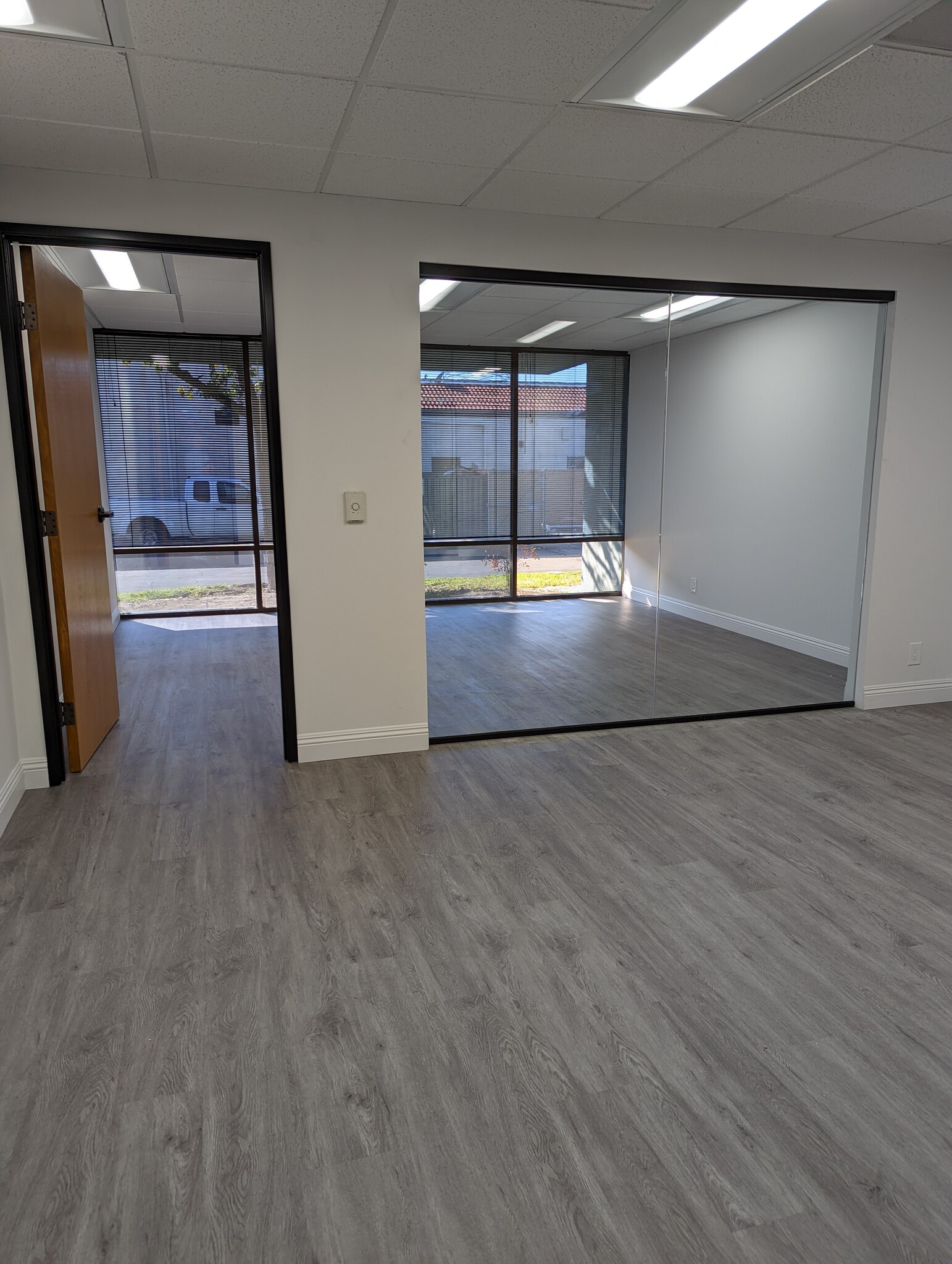 23591 El Toro Rd, Lake Forest, CA à louer Photo intérieure– Image 1 sur 3