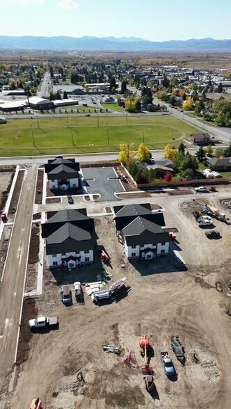 201 E Ross Ave, Driggs, ID à vendre - Vidéo sur l’annonce professionnelle – Image 2 sur 84
