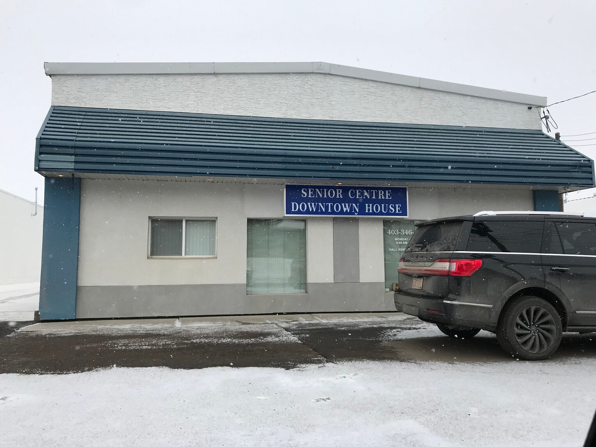 5414 43 St, Red Deer, AB à vendre Photo de la construction– Image 1 sur 2