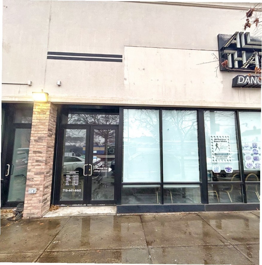 10801 Atlantic Ave, Richmond Hill, NY à louer Photo de l’immeuble– Image 1 sur 2