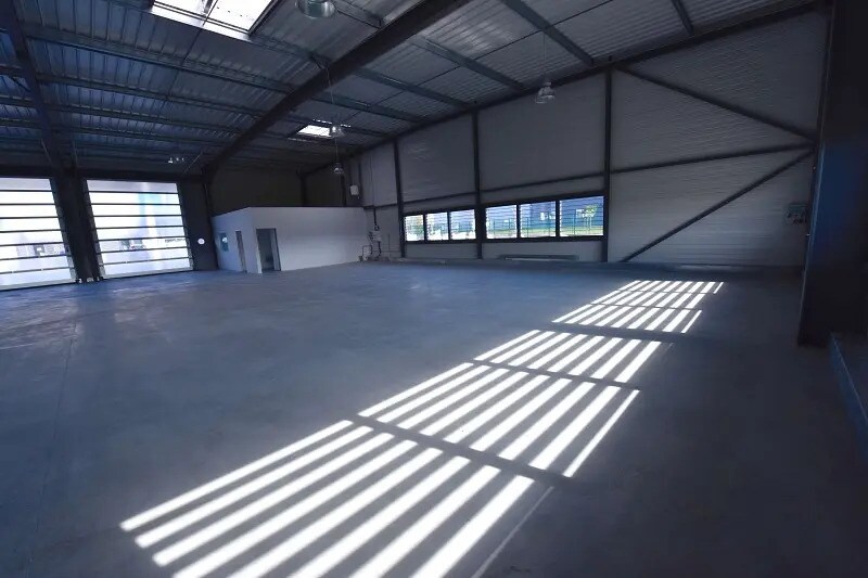 Local d’activités dans Escalquens à louer - Photo de l’immeuble – Image 2 sur 3