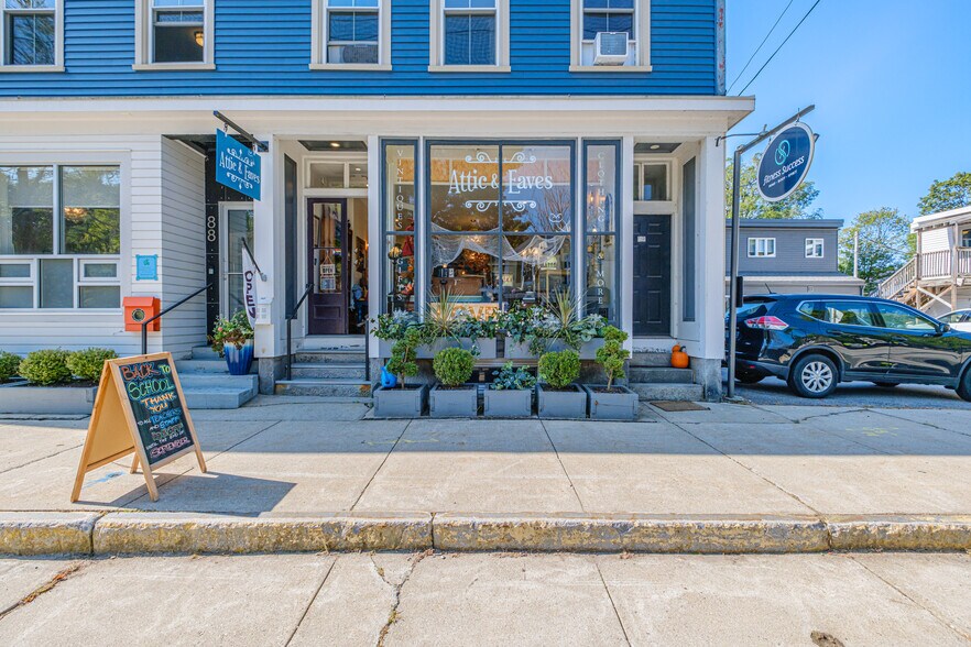 90 Main St, Yarmouth, ME à vendre - Photo de l’immeuble – Image 2 sur 30