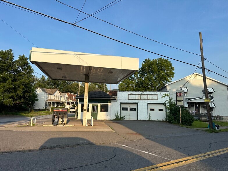 746 Hazle St, Hanover Township, PA à vendre - Photo de l’immeuble – Image 3 sur 5
