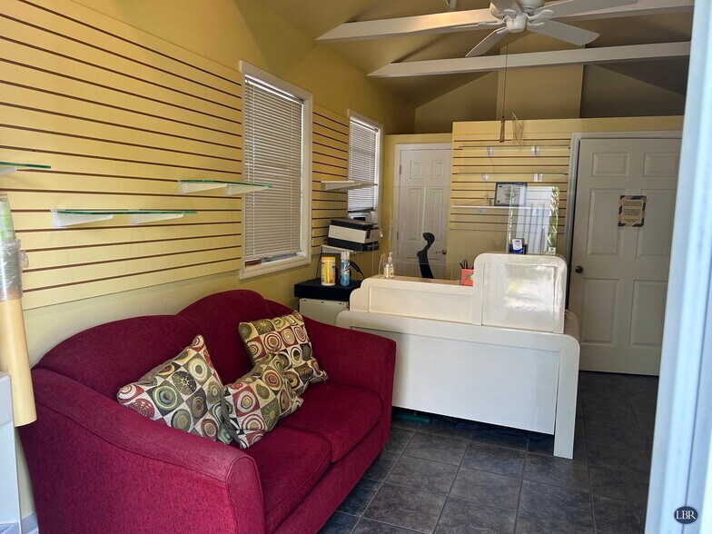 141 N Orlando Ave, Cocoa Beach, FL à vendre - Photo de l’immeuble – Image 2 sur 7