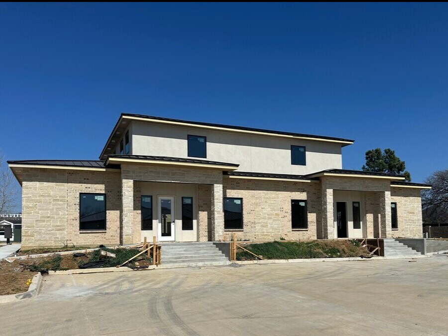 1716 Keller Pkwy, Keller, TX à louer Photo de l’immeuble– Image 1 sur 31