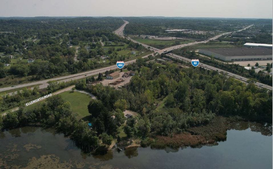 10023 Ellsworth Rd, Streetsboro, OH à vendre Photo principale– Image 1 sur 4