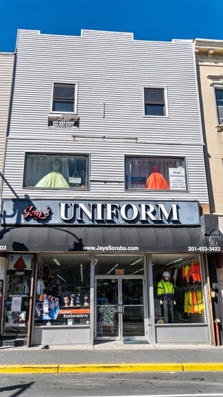 Plus de détails pour 4003 Bergenline Ave, Union City, NJ - Local commercial à vendre
