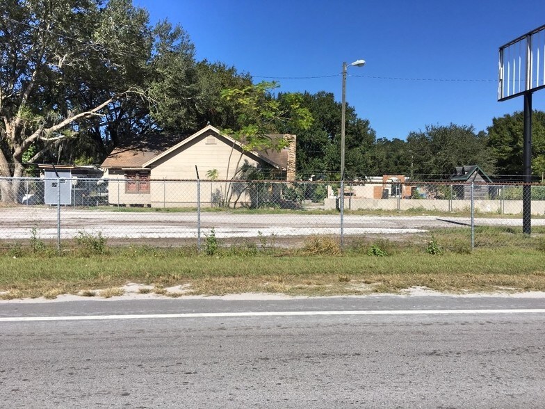 2610 E US Hwy 92, Plant City, FL à louer - Photo de l’immeuble – Image 3 sur 6