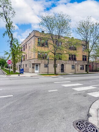 Plus de détails pour 2455 N Laramie Ave, Chicago, IL - Logement à vendre