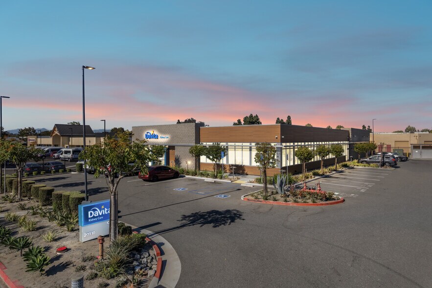 20930 Chico St, Carson, CA à vendre - Photo principale – Image 1 sur 7