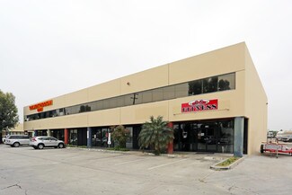 Plus de détails pour 2128-2142 E Orangethorpe Ave, Fullerton, CA - Local d'activités à louer
