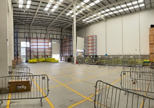 Avro Way, Weybridge à louer Photo intérieure– Image 1 sur 1