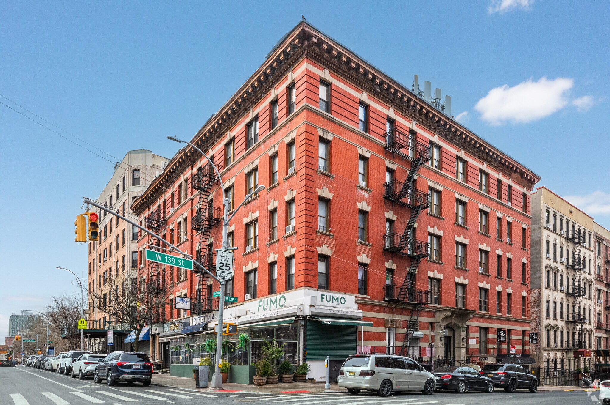 500-502 139th St, New York, NY à louer Photo principale– Image 1 sur 9