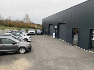 Plus de détails pour Bureau, Local d'activités à louer