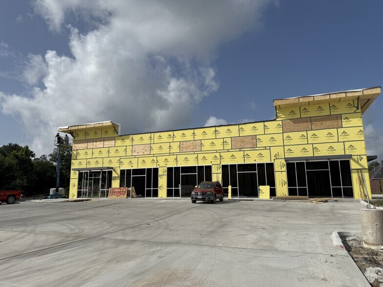 11626 Highway 6, Fresno, TX à louer - Photo de l’immeuble – Image 2 sur 7