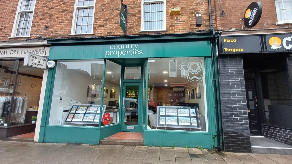 Brand St, Hitchin à louer Photo de l’immeuble– Image 1 sur 2