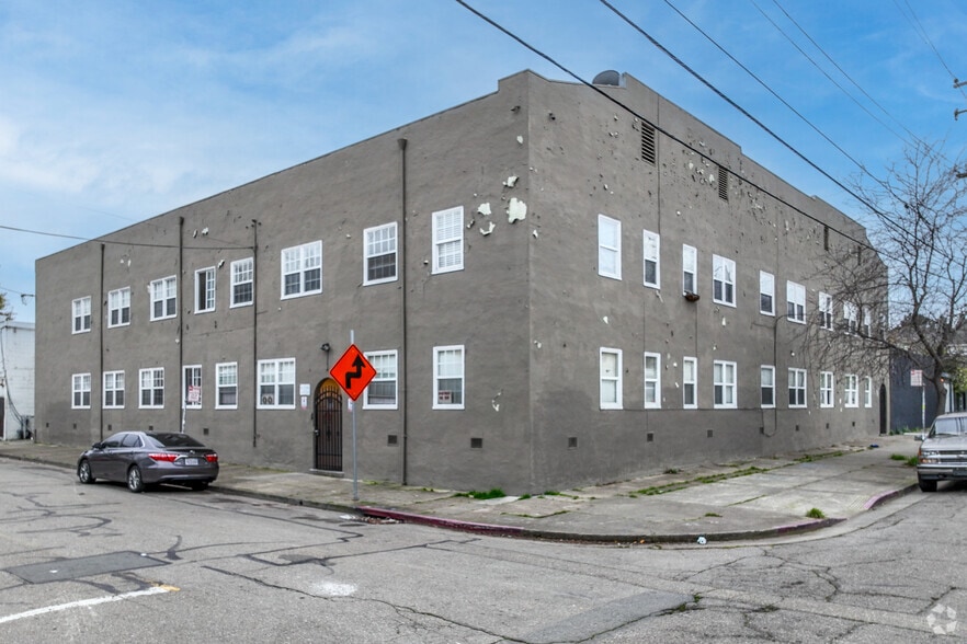 787 22nd St, Oakland, CA à vendre - Photo principale – Image 1 sur 10