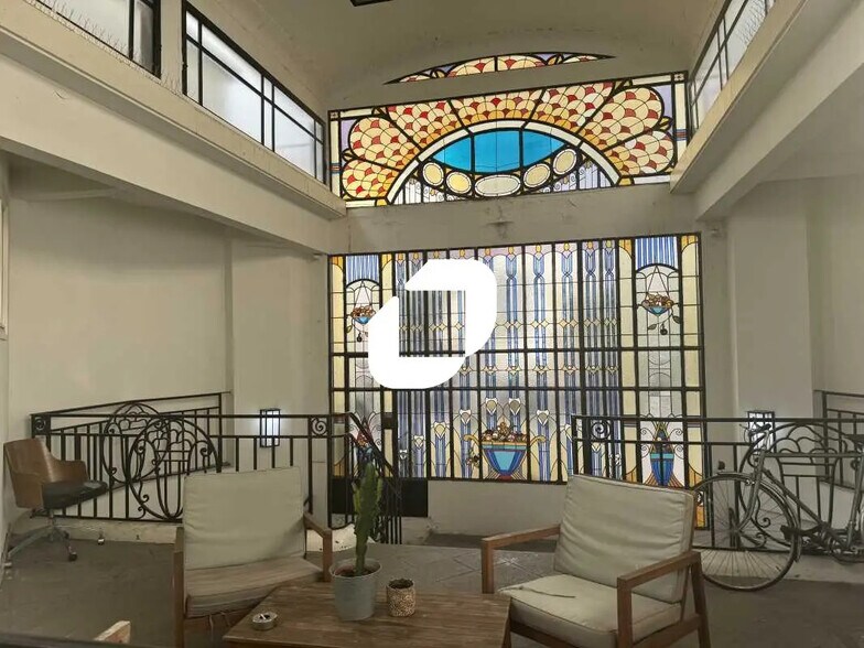 Bureau dans Paris à louer - Photo de l’immeuble – Image 2 sur 16