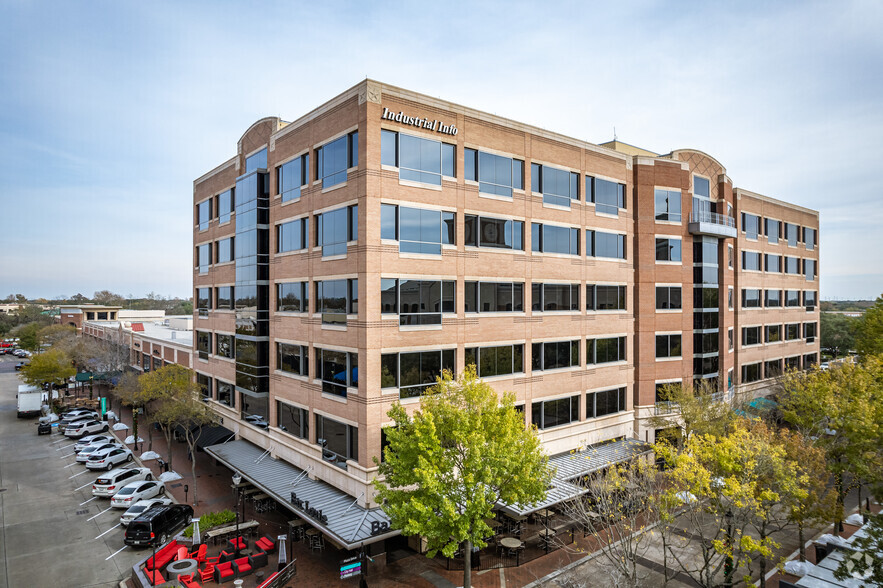 2277 Plaza Dr, Sugar Land, TX à louer - Photo de l’immeuble – Image 2 sur 7