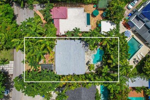 4118 Ventura Ave, Miami FL - Terrain