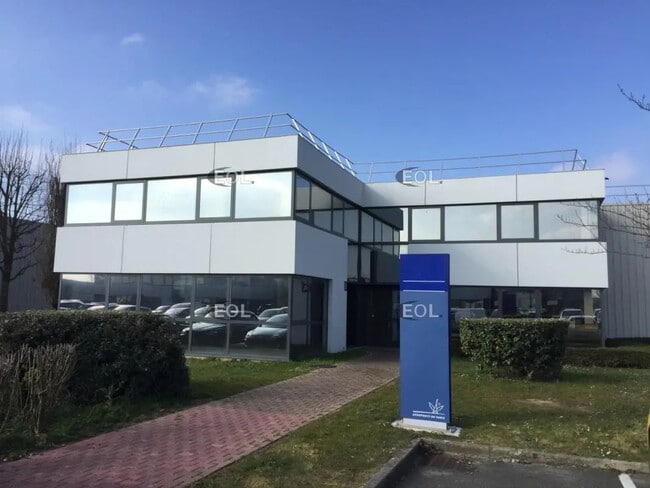 Plus de détails pour Industriel/Logistique à louer