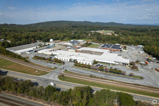 Plus de détails pour 1801 Rutherford Rd, Greenville, SC - Différents types d’espaces à louer