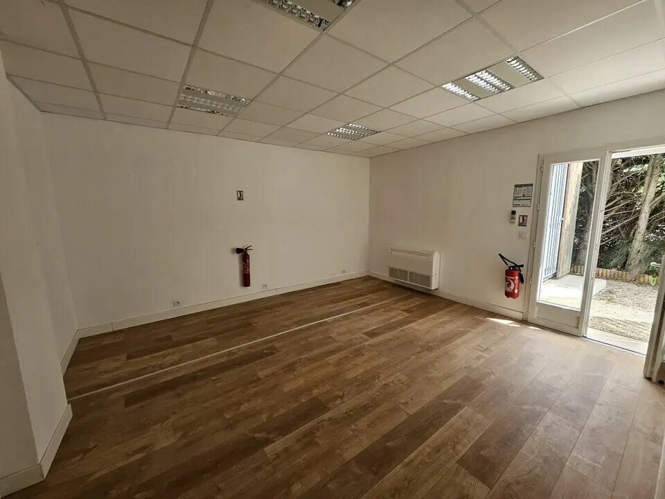 230 Chemin Des Valladets, Éguilles à louer Photo de l’immeuble– Image 1 sur 5